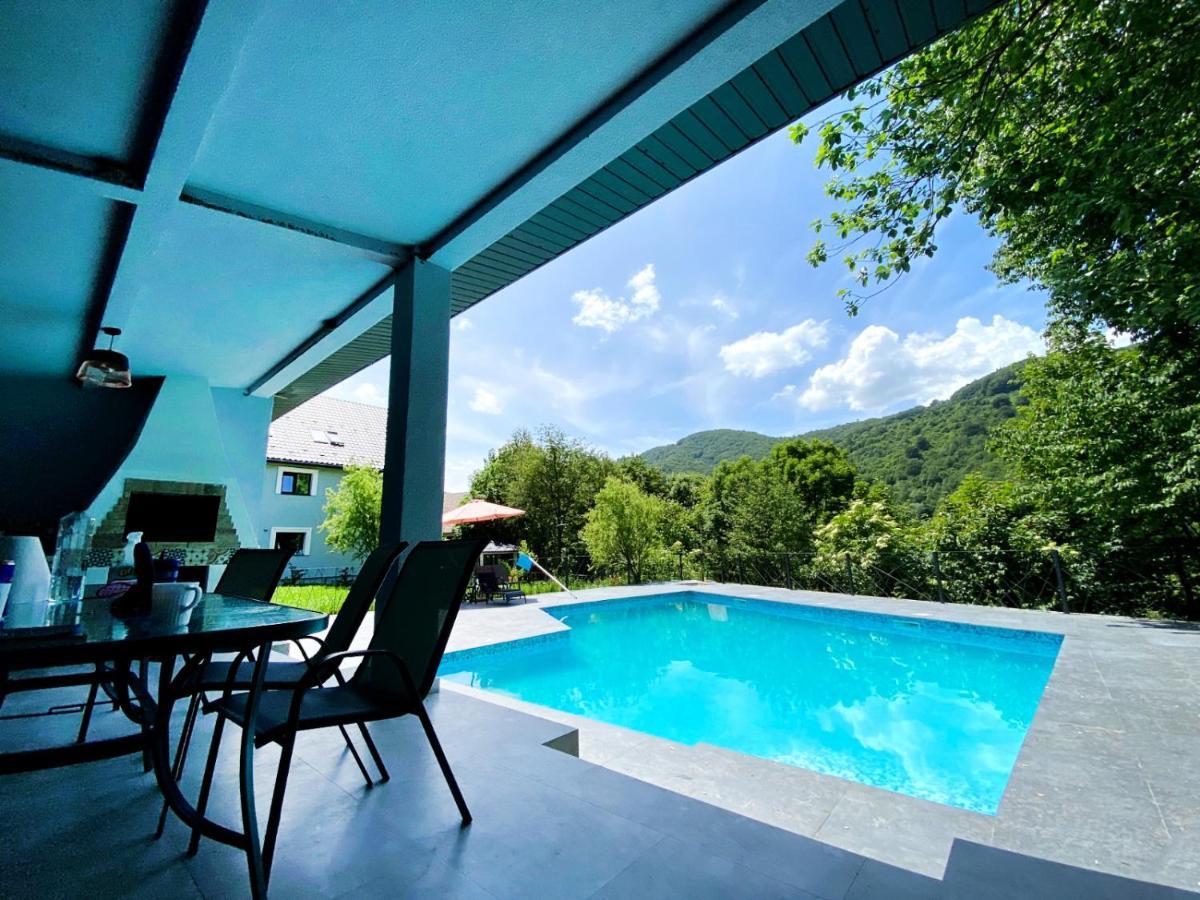 Mira By Atra Bed & Breakfast Tesila Exterior photo