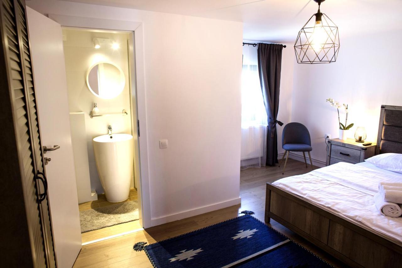 Mira By Atra Bed & Breakfast Tesila Exterior photo