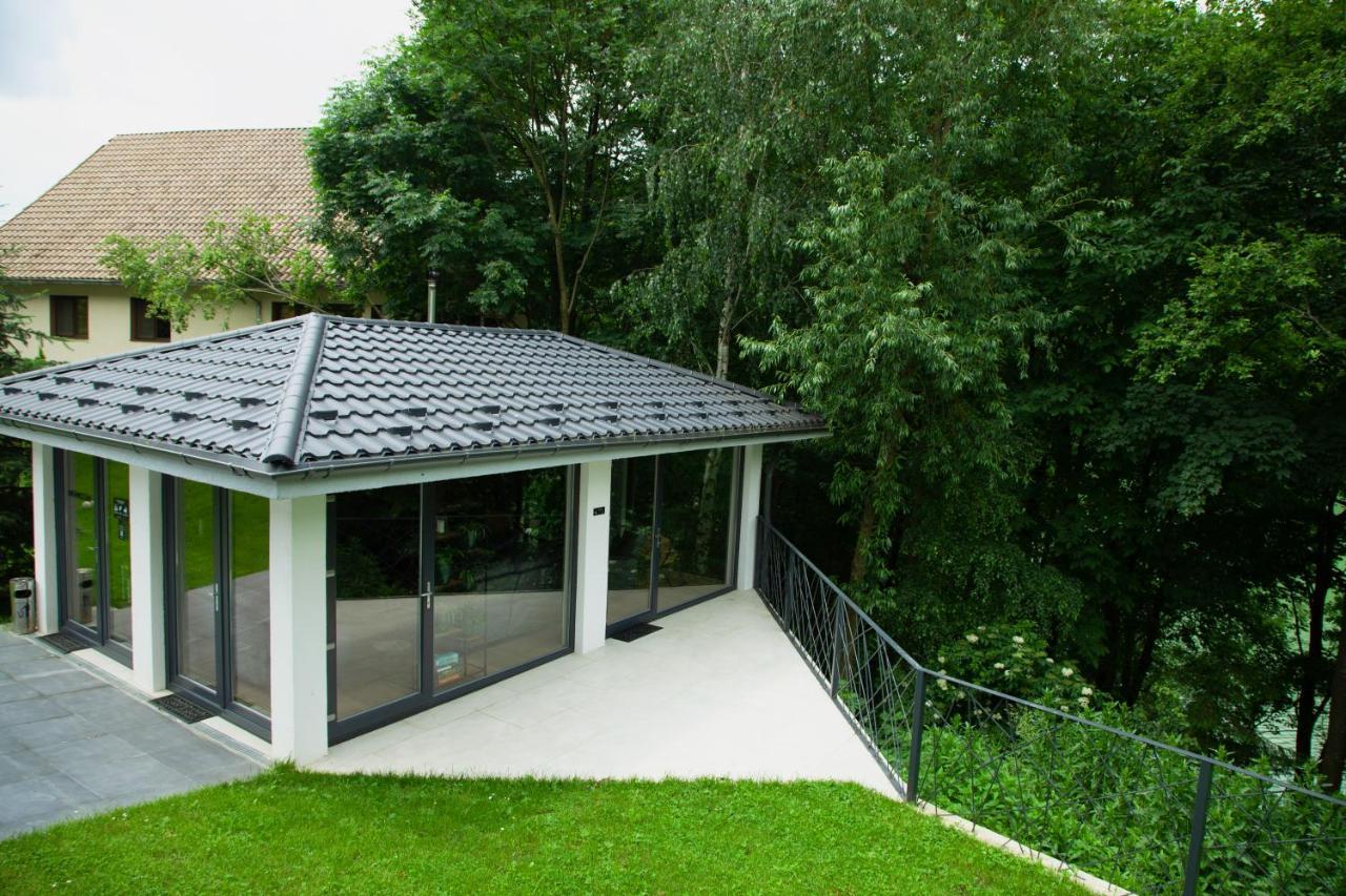Mira By Atra Bed & Breakfast Tesila Exterior photo