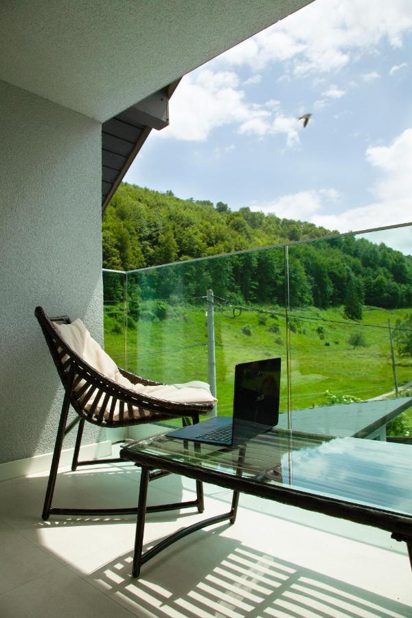 Mira By Atra Bed & Breakfast Tesila Exterior photo