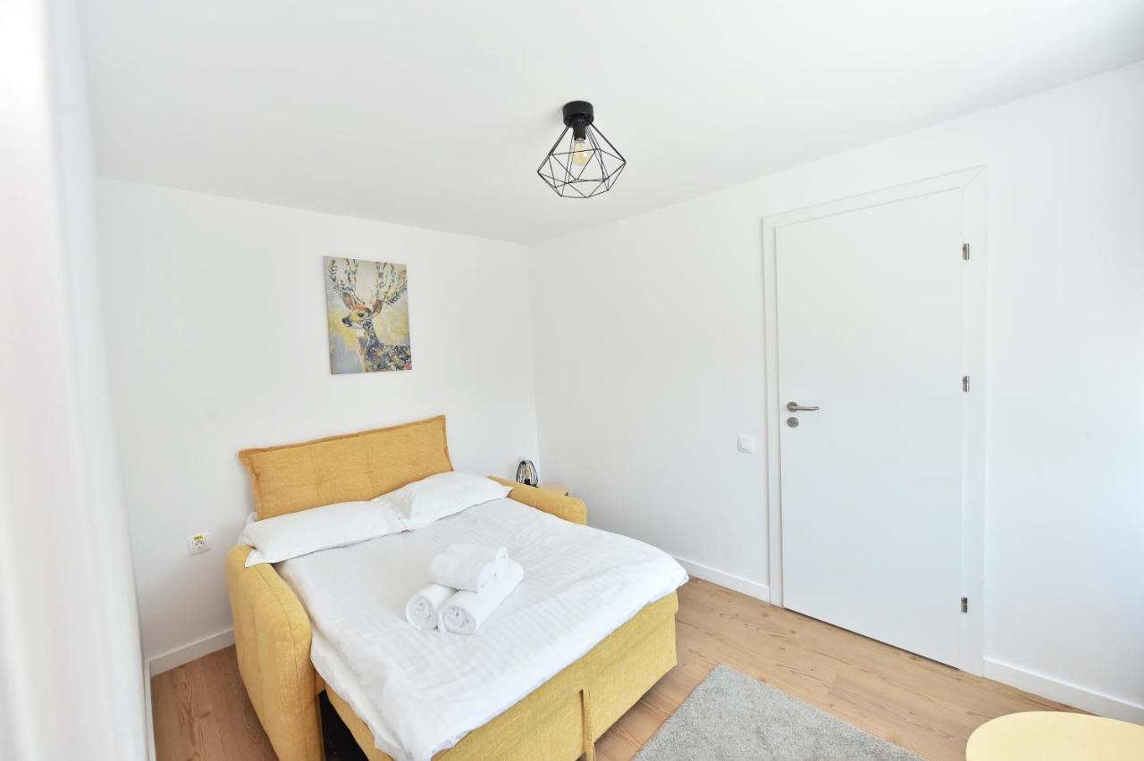 Mira By Atra Bed & Breakfast Tesila Exterior photo