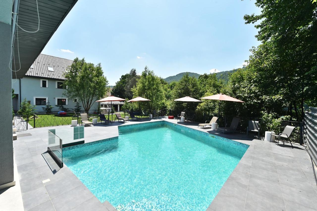 Mira By Atra Bed & Breakfast Tesila Exterior photo