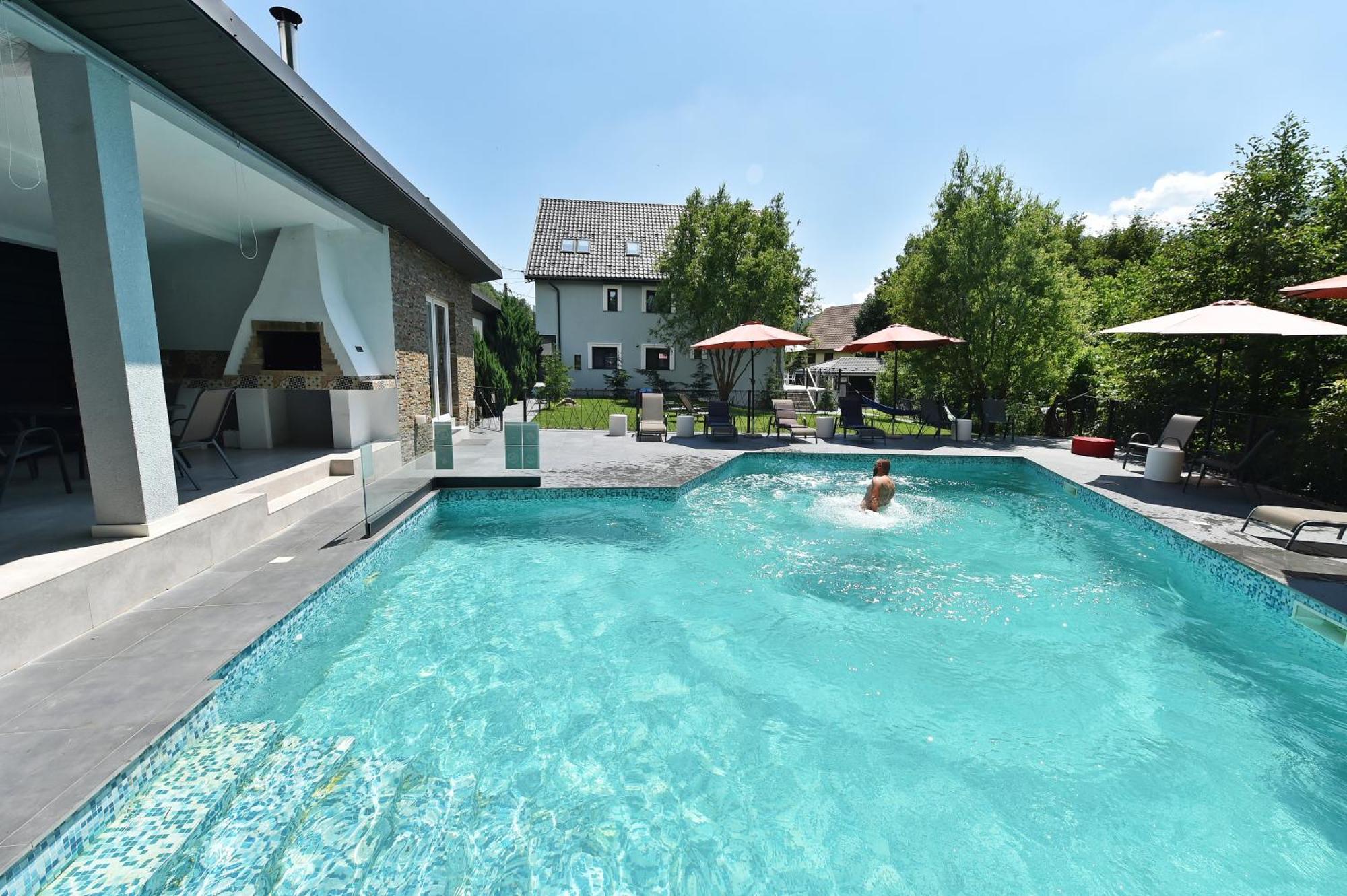Mira By Atra Bed & Breakfast Tesila Exterior photo