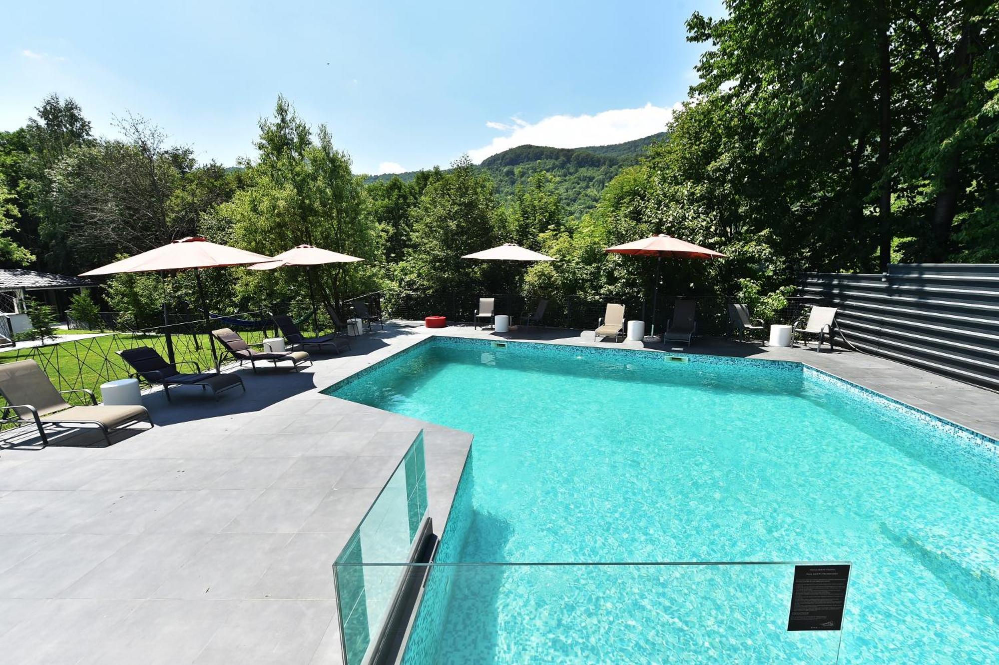 Mira By Atra Bed & Breakfast Tesila Exterior photo